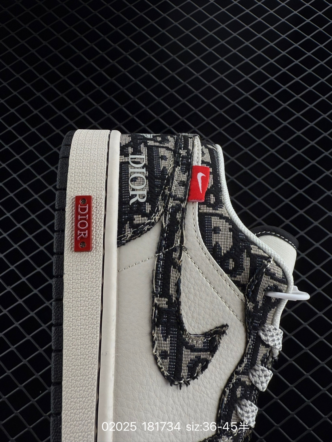 Travis Scott x Air Jordan 1 ” Reverse Mocha “